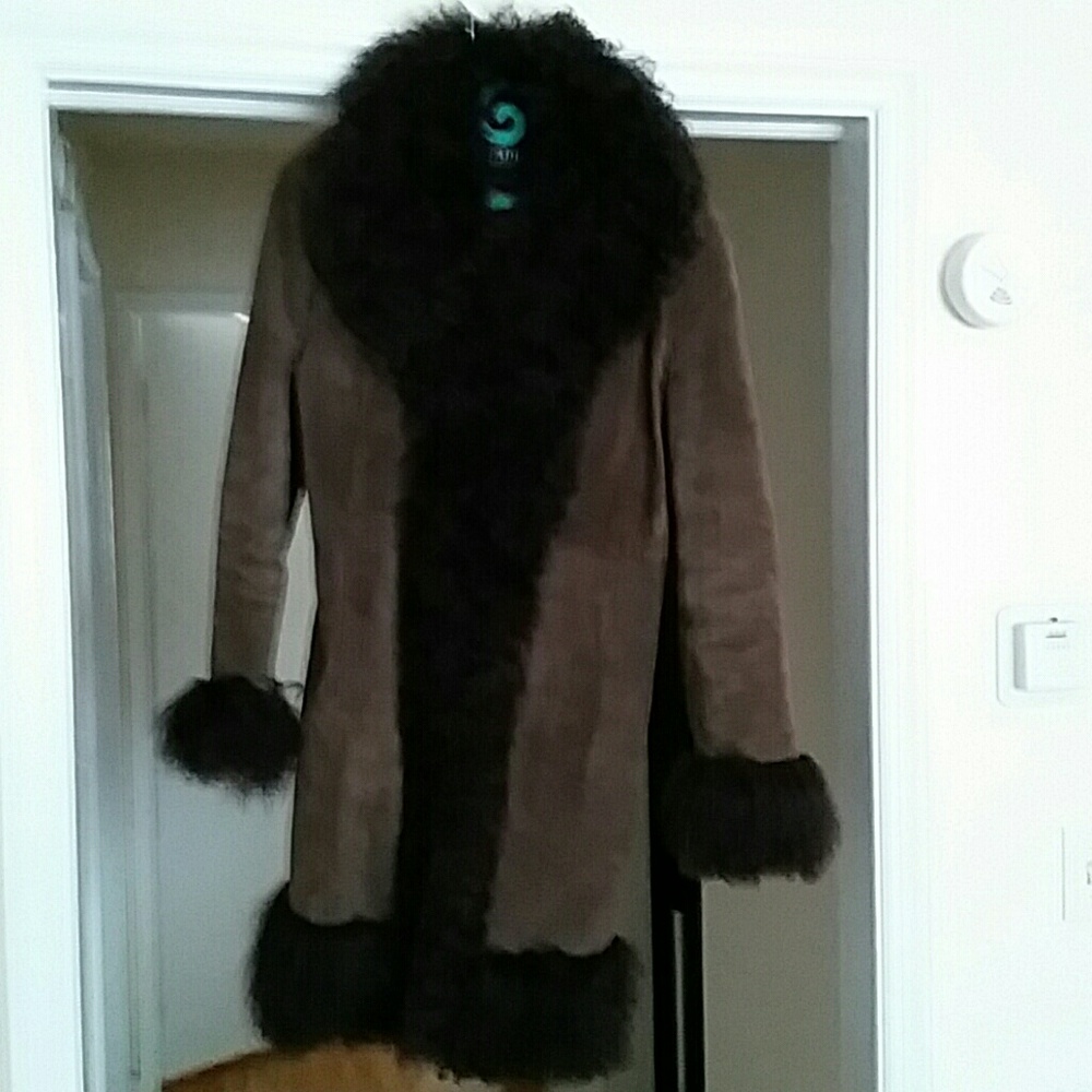 Gorgeous suede coat great for spring or fall